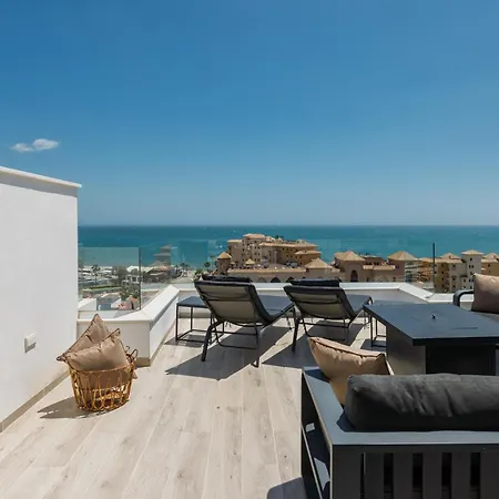 Oak Luxury Skyline By Alfresco Holiday home